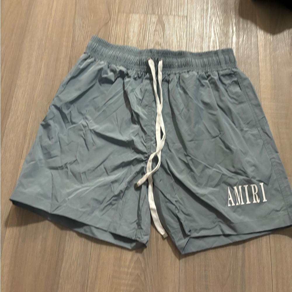 Amiri shorts size small